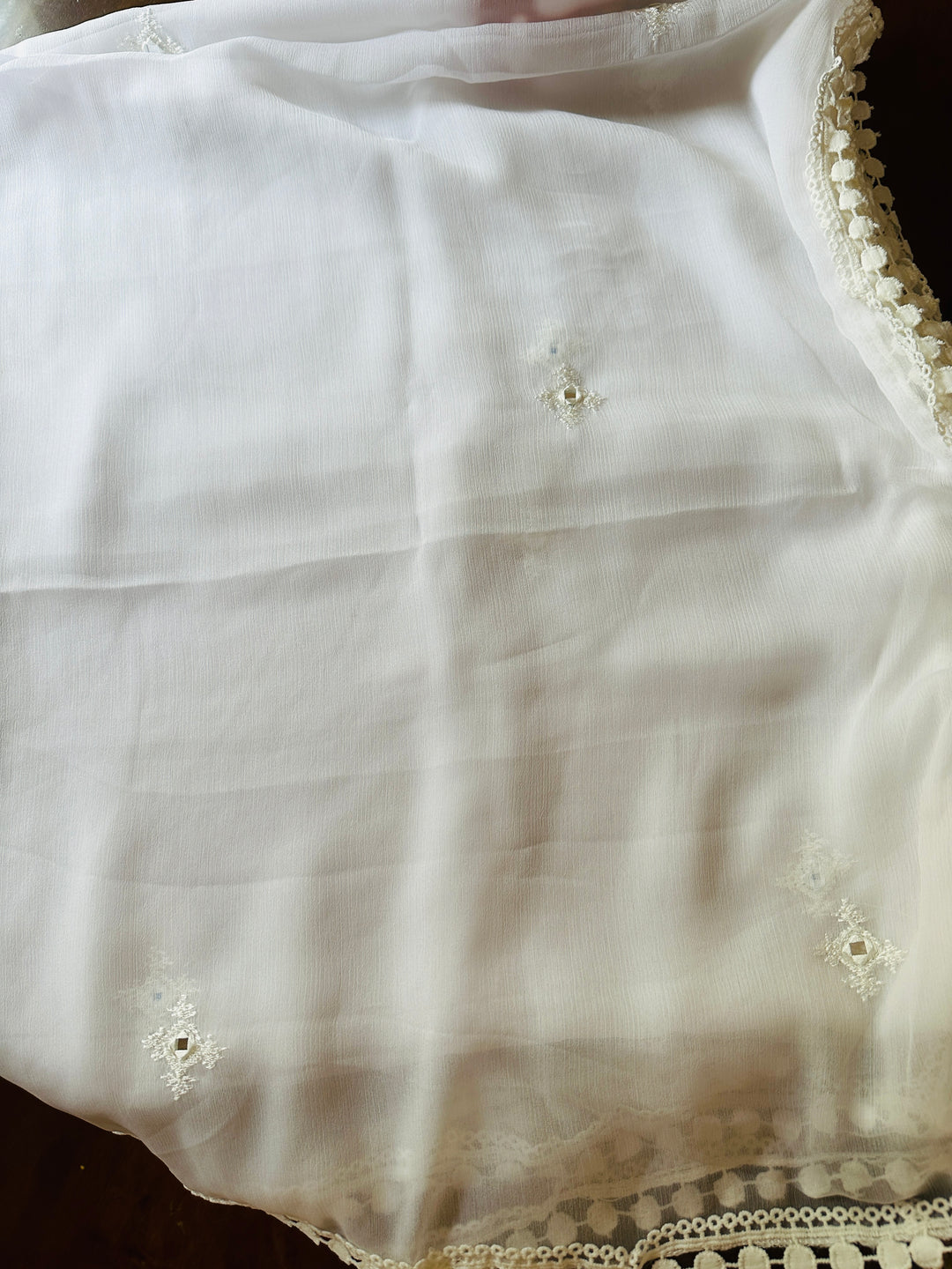 CHIFFON DUPATTA WITH MIRROR
