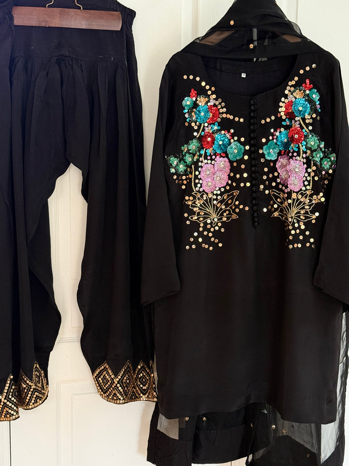 MUSE INSPIRED SILK FARSHI SHALWAR FRSH13