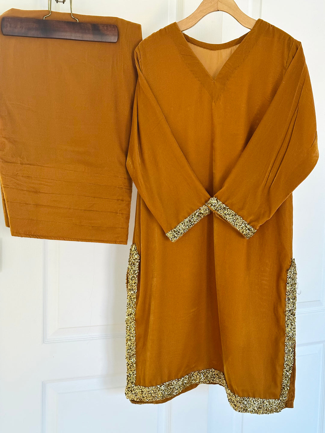 VELVET SHALWAR CO-ORDS SFVL06