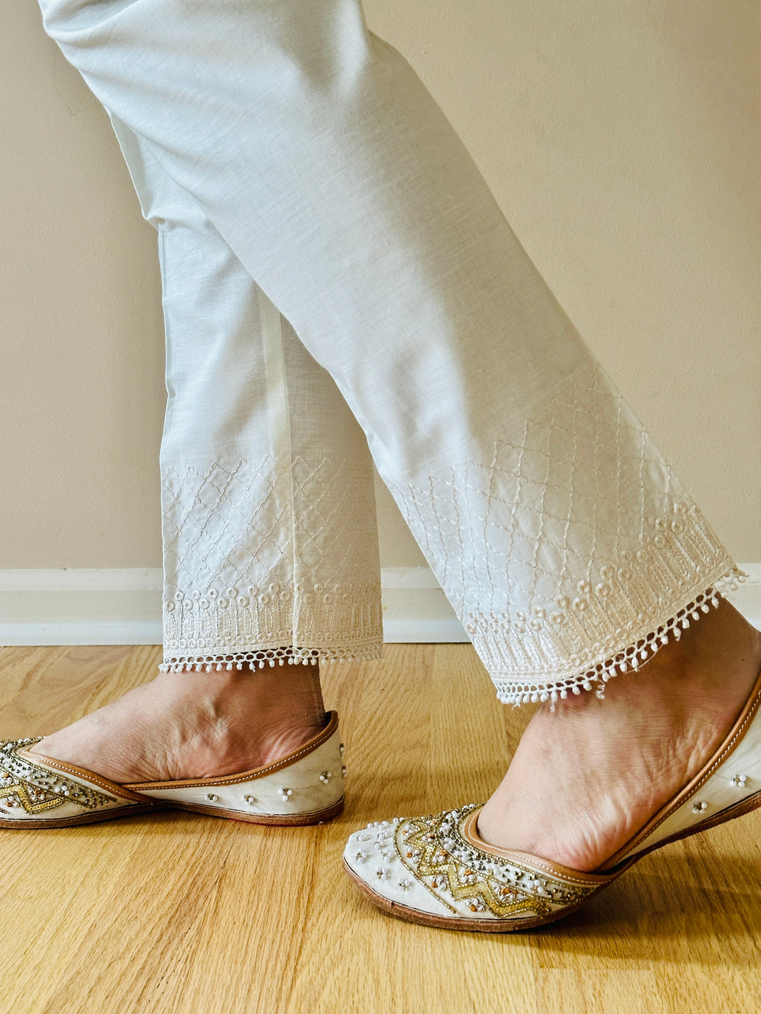EMBROIDERED COTTON STRAIGHT PANTS EMST08
