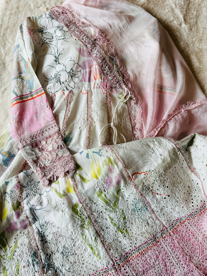 ANSAB JAHANGIR CHIKAN EDIT CLAUDINE