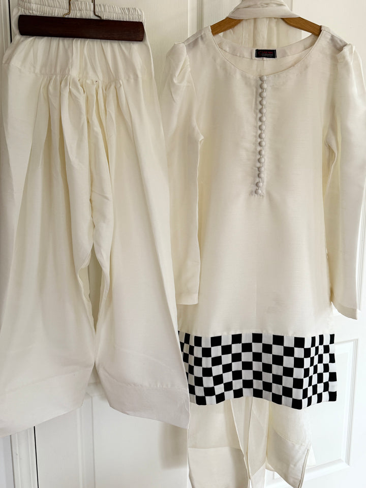 CHECKS SILK FARSHI SHALWAR FRCH05