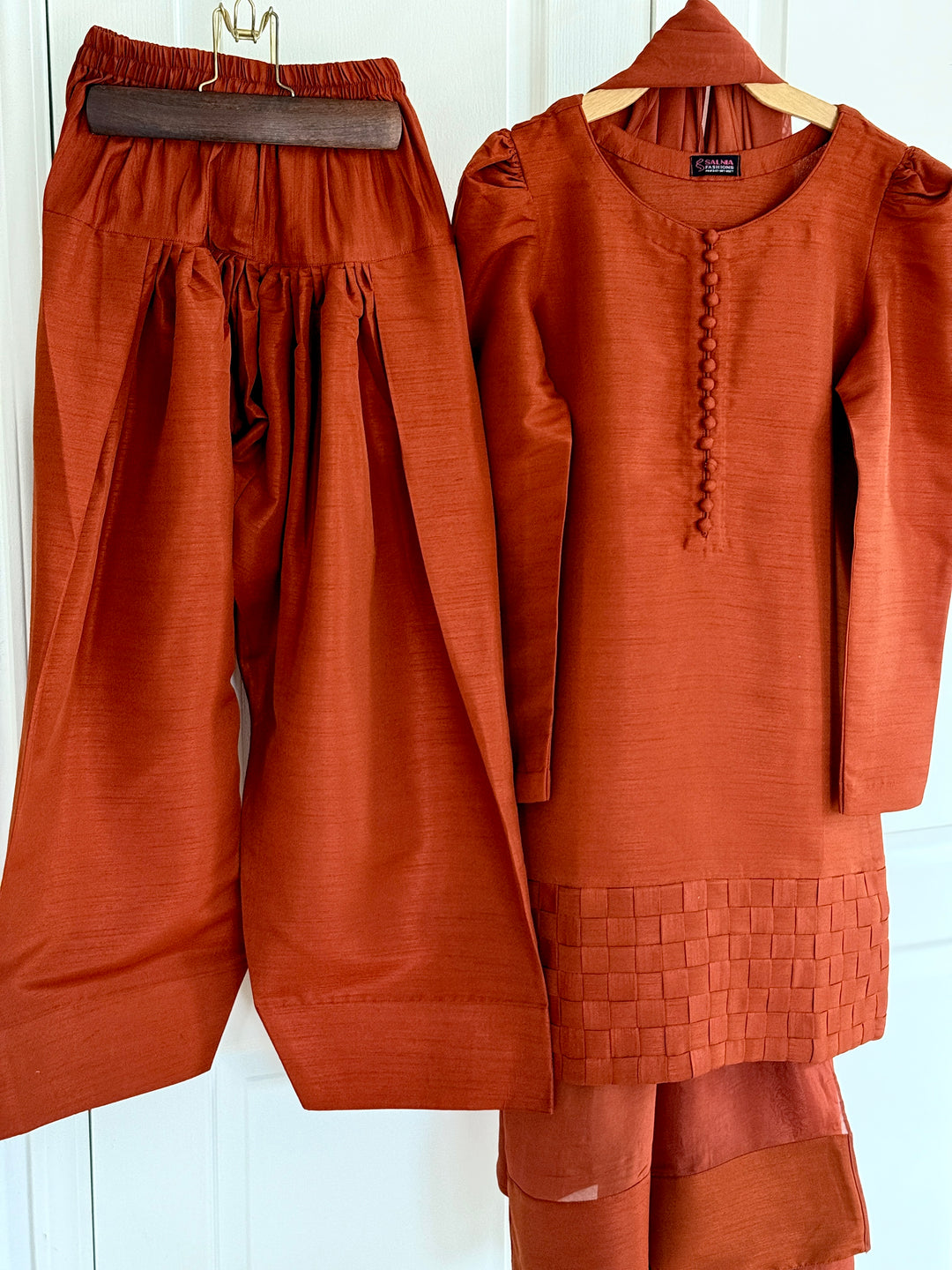 CHECKS SILK FARSHI SHALWAR FRCH06