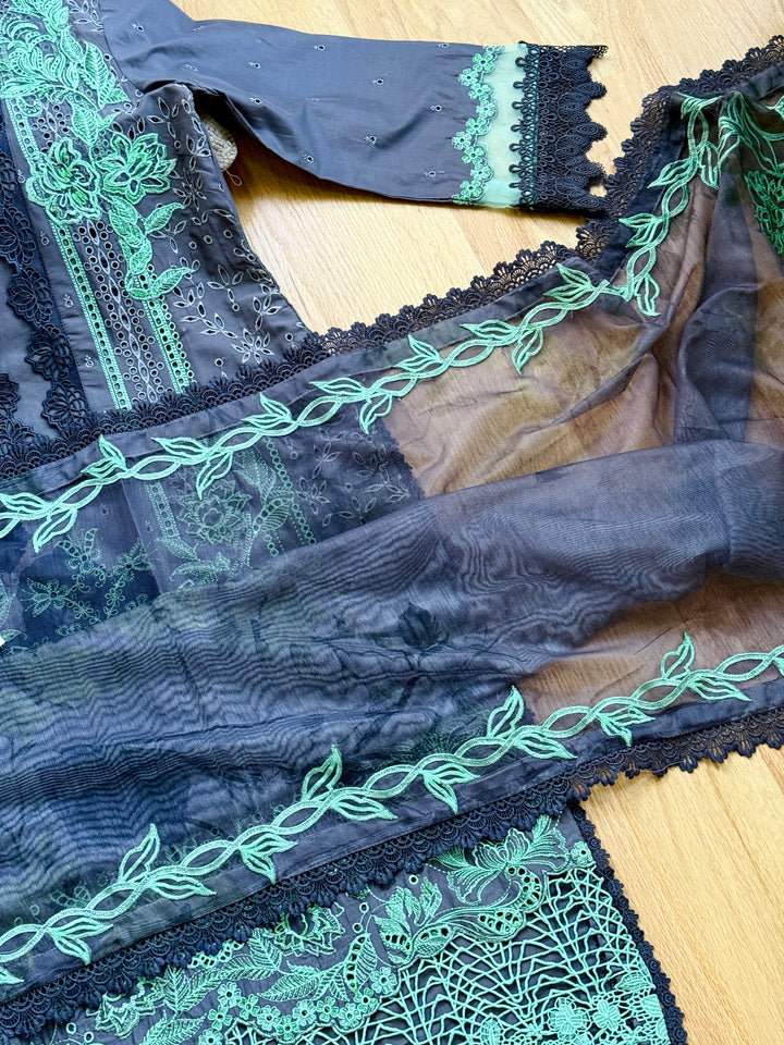 SOBIA NAZIR LUXURY COLLECTION SNLL3B