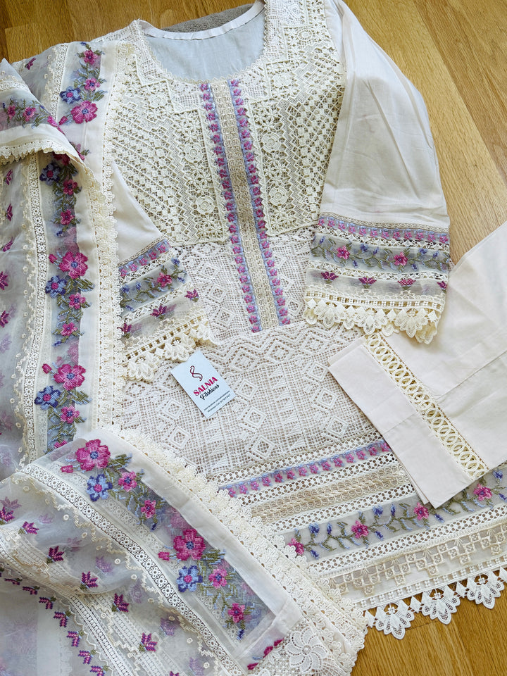 SOBIA NAZIR LUXURY COLLECTION SNLL11B