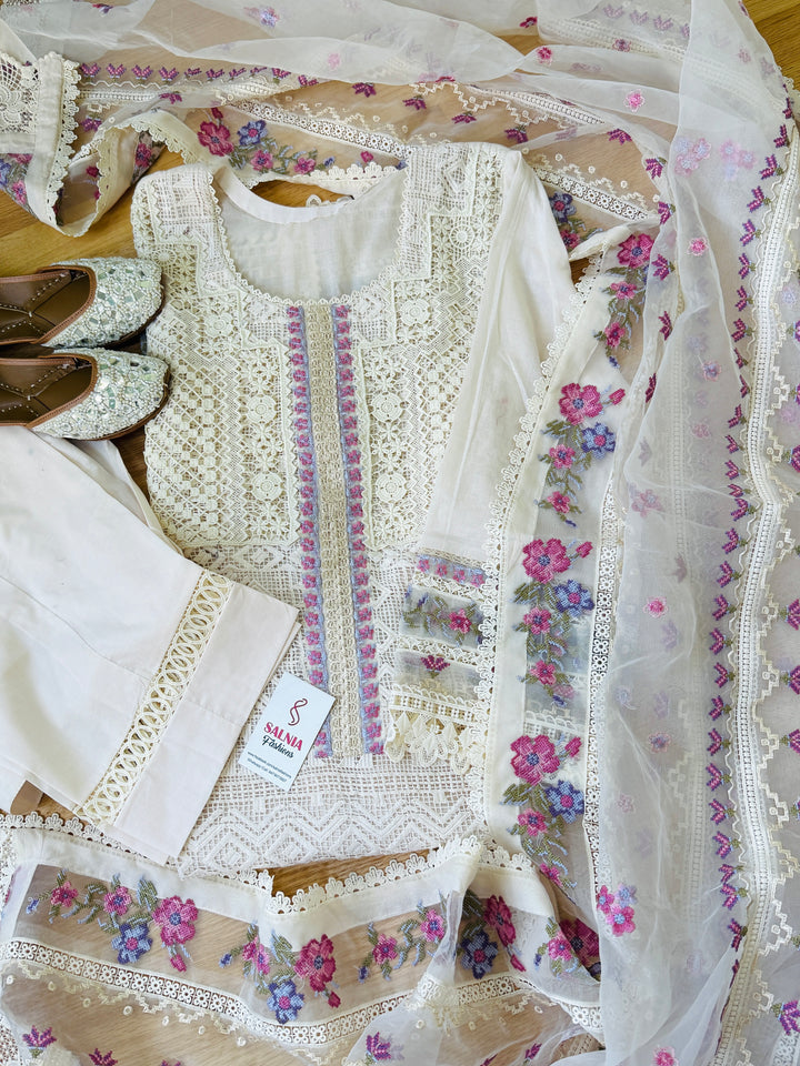 SOBIA NAZIR LUXURY COLLECTION SNLL11B