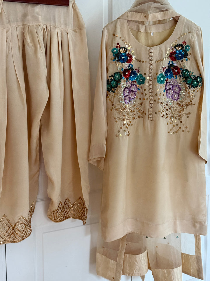 MUSE INSPIRED SILK FARSHI SHALWAR FRSH10
