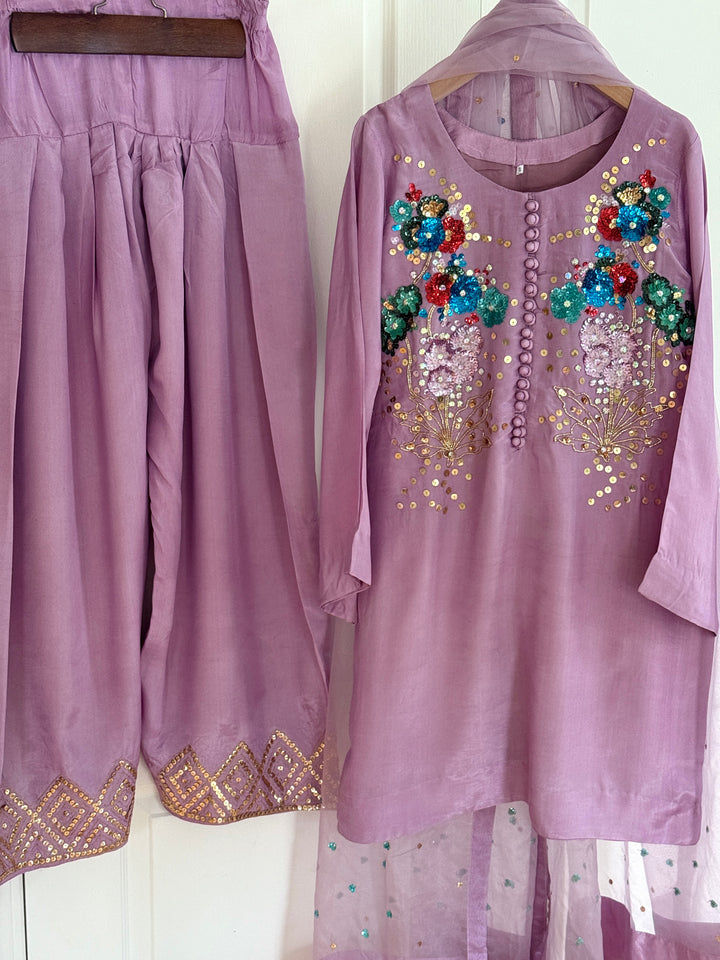 MUSE INSPIRED SILK FARSHI SHALWAR FRSH11
