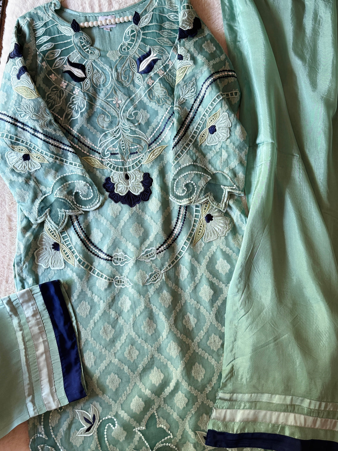 EMBROIDERED CUTWORK APPLIQUE KHAADI JAQUARD SUIT FRSH72