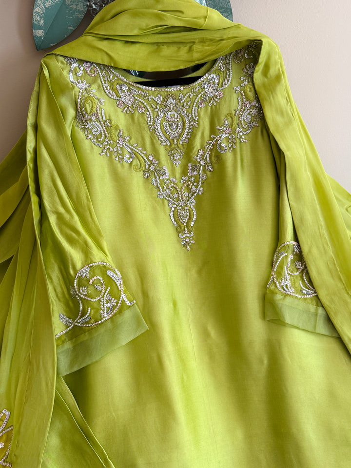 HEAVY PURE SILK CUSTOM PARTYWEAR MUSF01