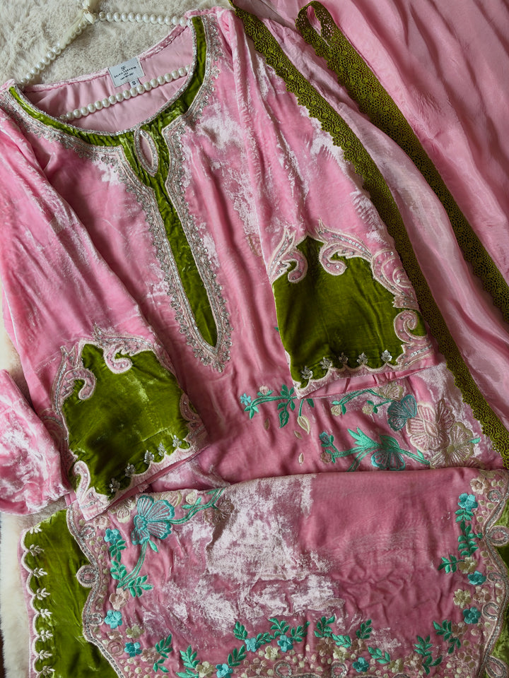 APPLIQUE EMBROIDERED VELVET KAFTAN SFKF01