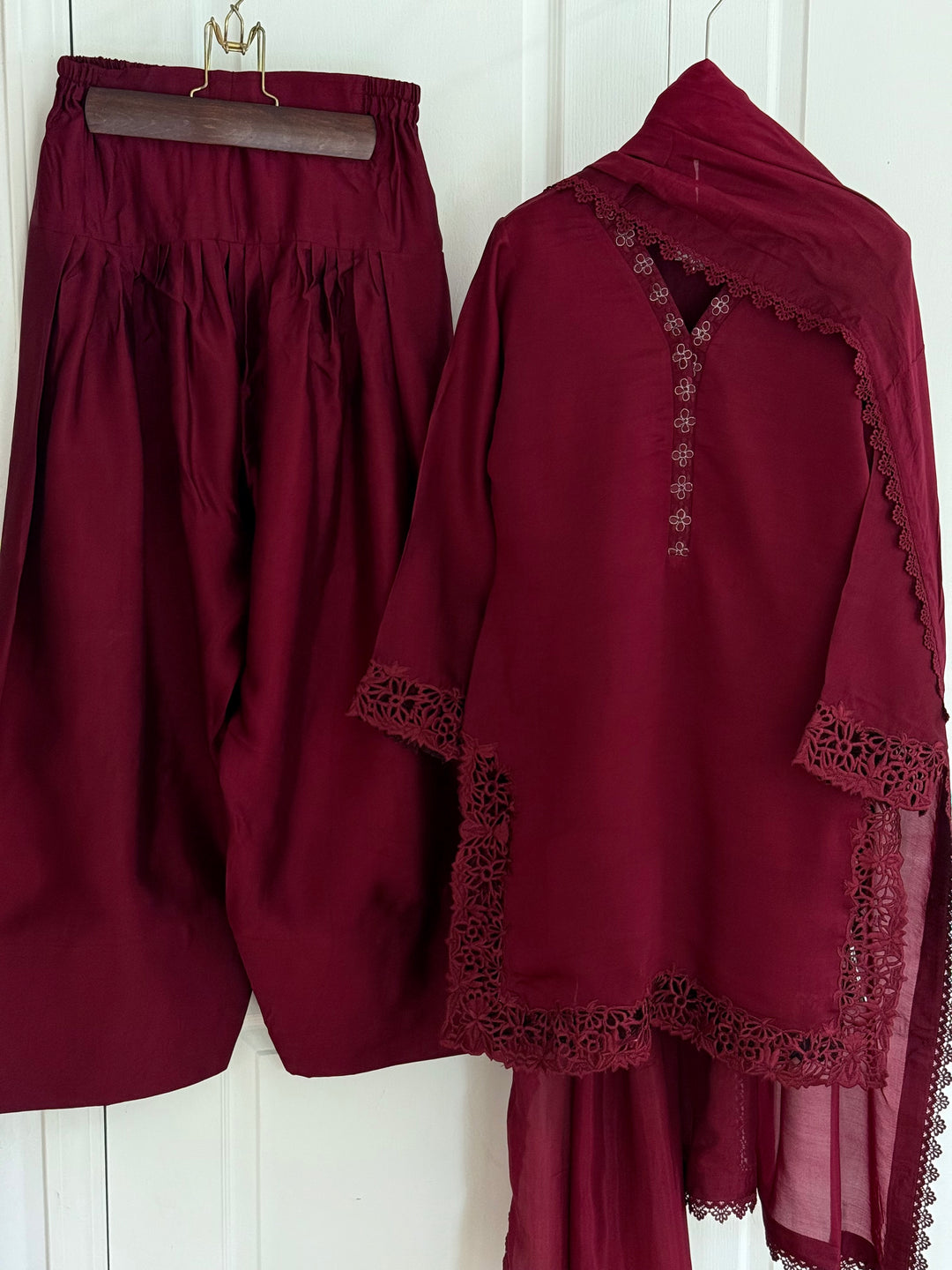 EMBROIDERED CUTWORK SHEESHA SILK FARSHI SHALWAR FRSH26