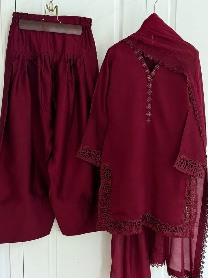 EMBROIDERED CUTWORK SHEESHA SILK FARSHI SHALWAR FRSH26