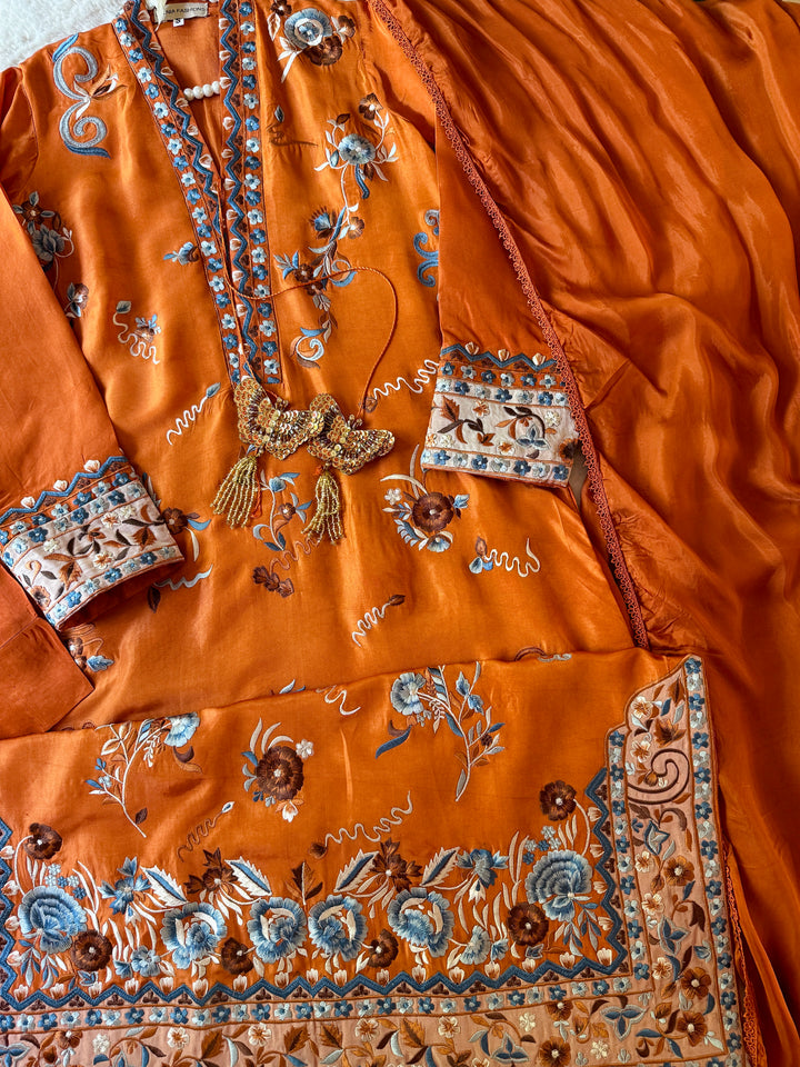APPLIQUE EMBROIDERED SILK KAFTAN SFKF49