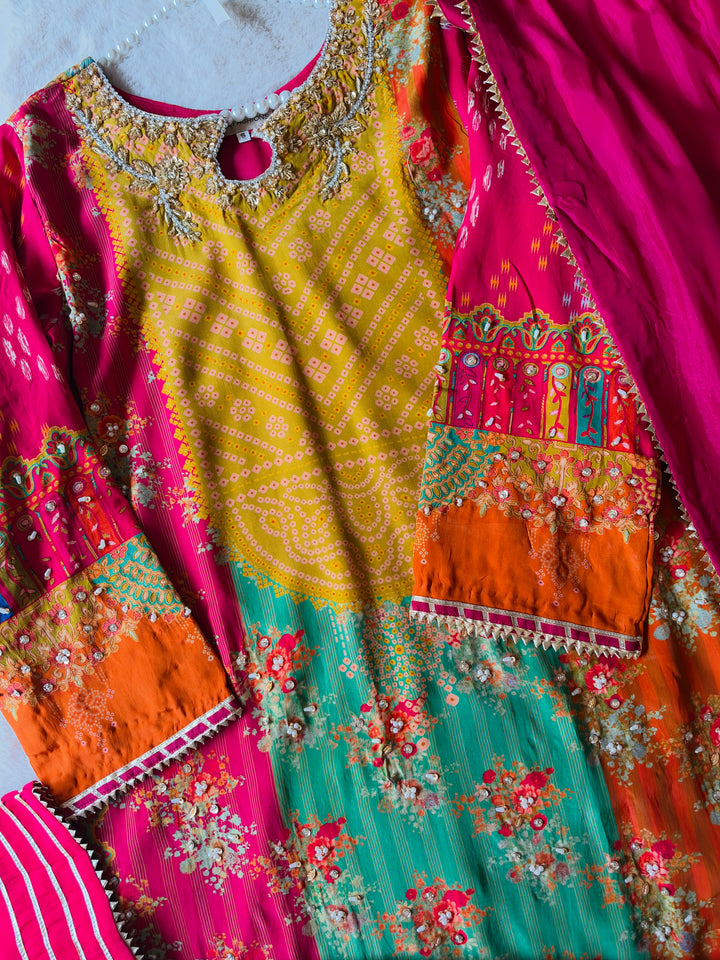 HANDWORK PURE CREPE SILK KAFTAN SET SFKF42