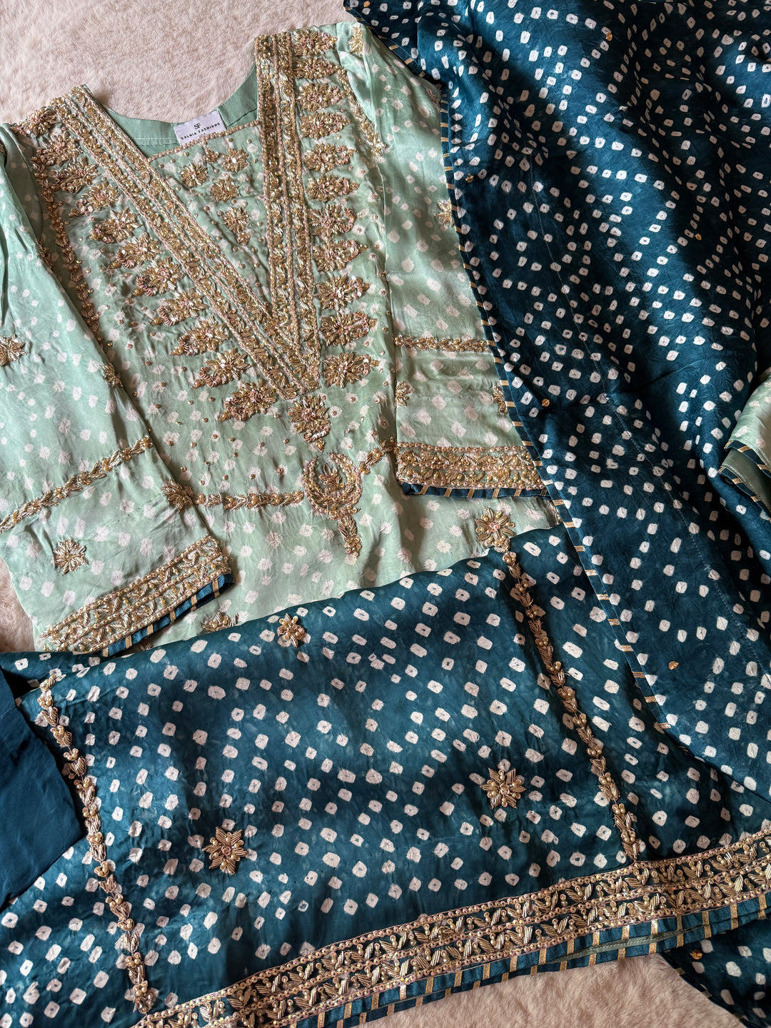 PURE SILK CHUNRI SUIT(CUSTOM SERIES) SFCH01