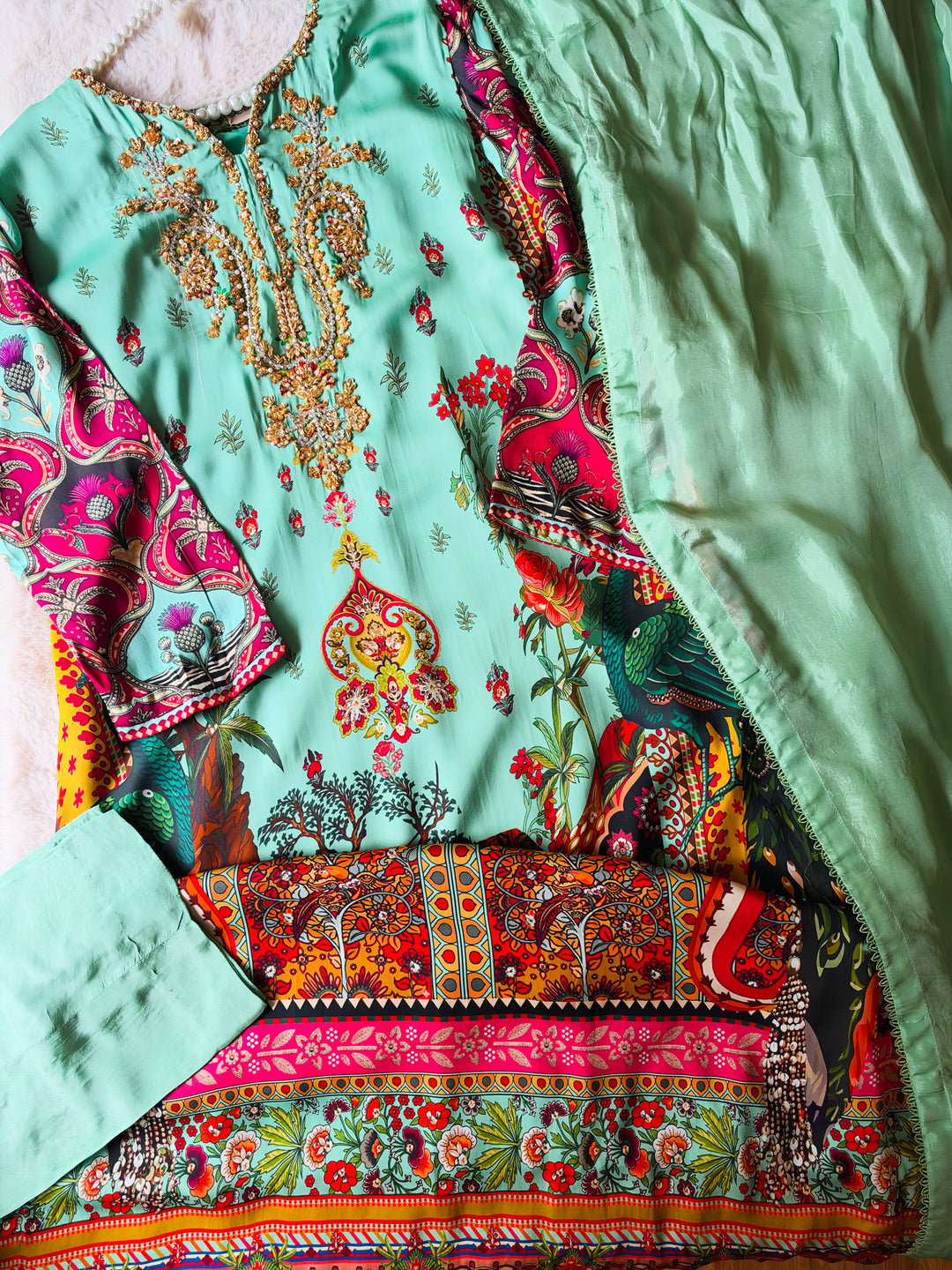HANDWORK PURE CREPE SILK KAFTAN SET SFKF56