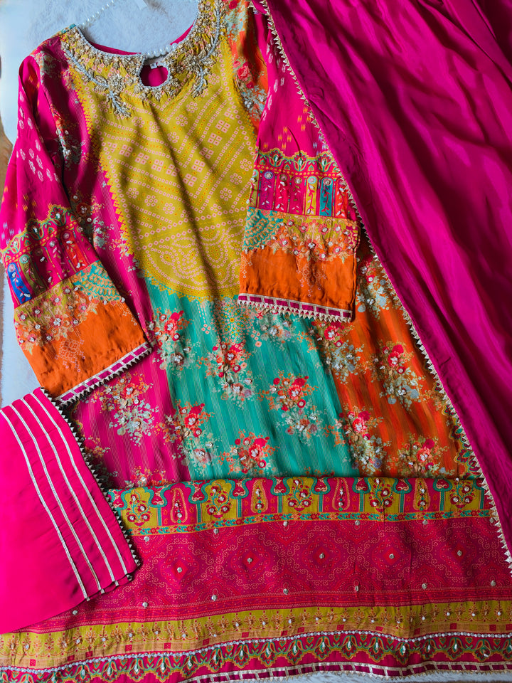 HANDWORK PURE CREPE SILK KAFTAN SET SFKF42