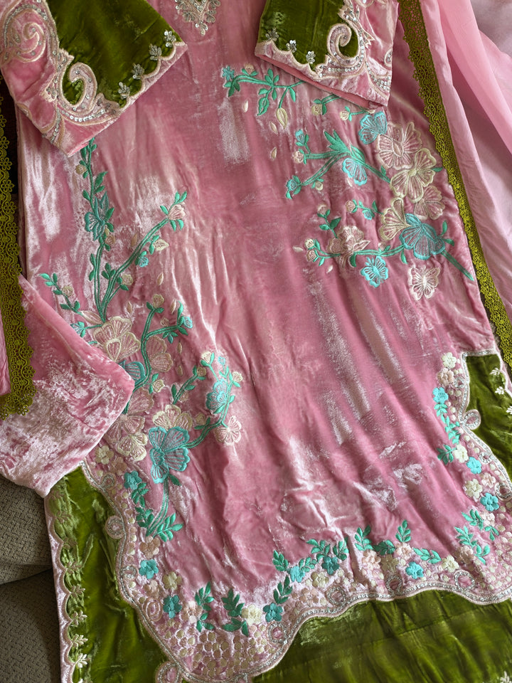APPLIQUE EMBROIDERED VELVET KAFTAN SFKF01