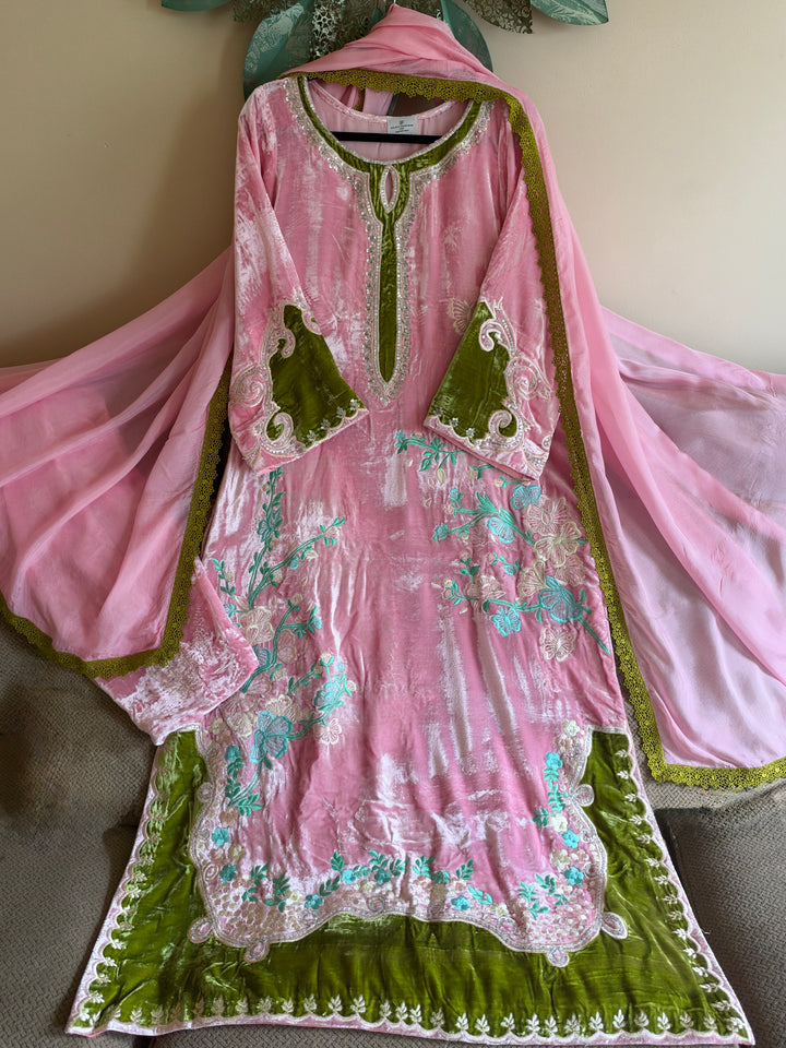 APPLIQUE EMBROIDERED VELVET KAFTAN SFKF01