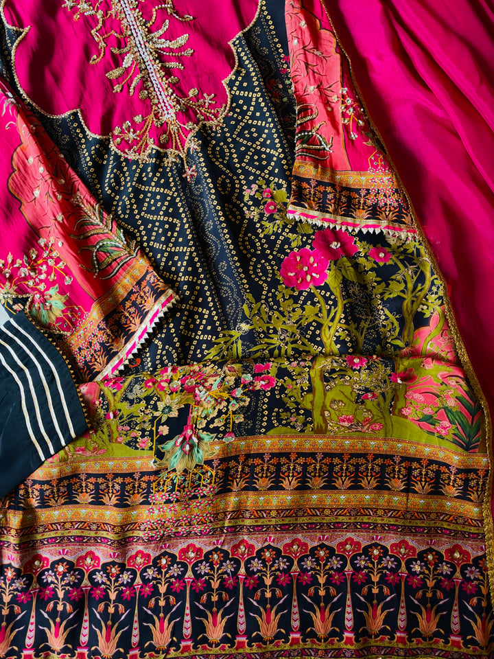 HANDWORK PURE CREPE SILK KAFTAN SET SFKF48