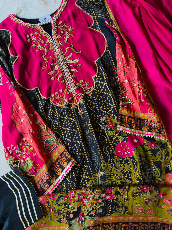 HANDWORK PURE CREPE SILK KAFTAN SET SFKF48