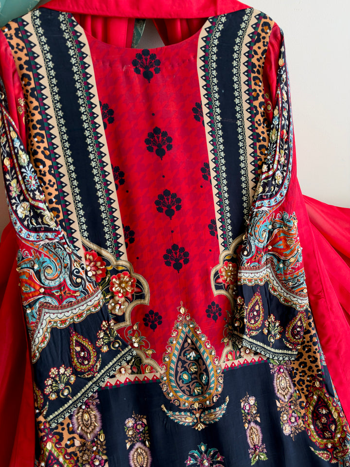 HANDWORK PURE CREPE SILK KAFTAN SET SFKF47