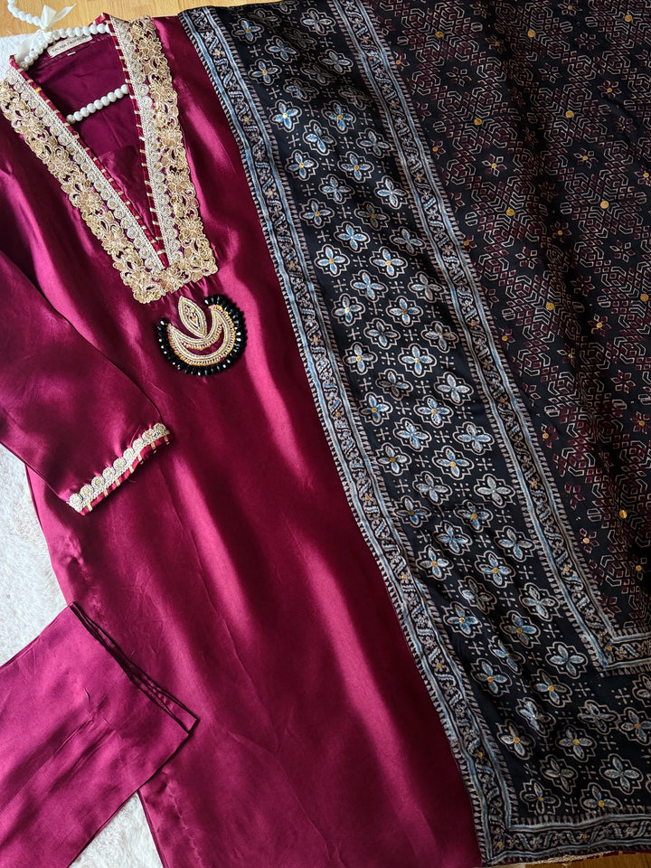 PURE SILK AJRAK SUIT AJSF05