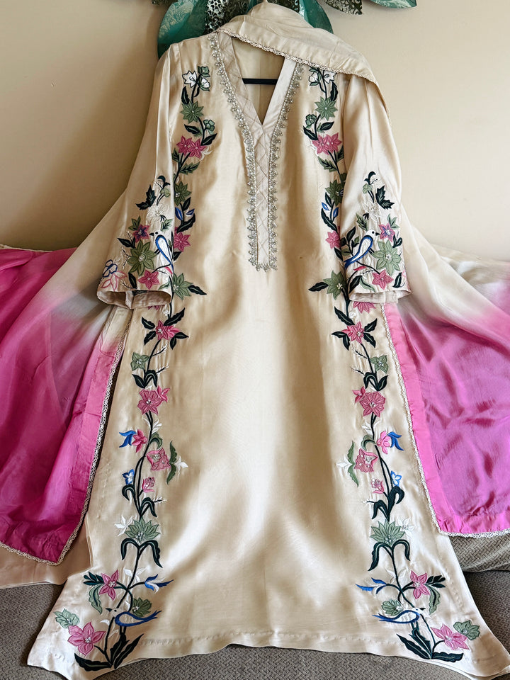 APPLIQUE EMBROIDERED SILK KAFTAN SFKF35