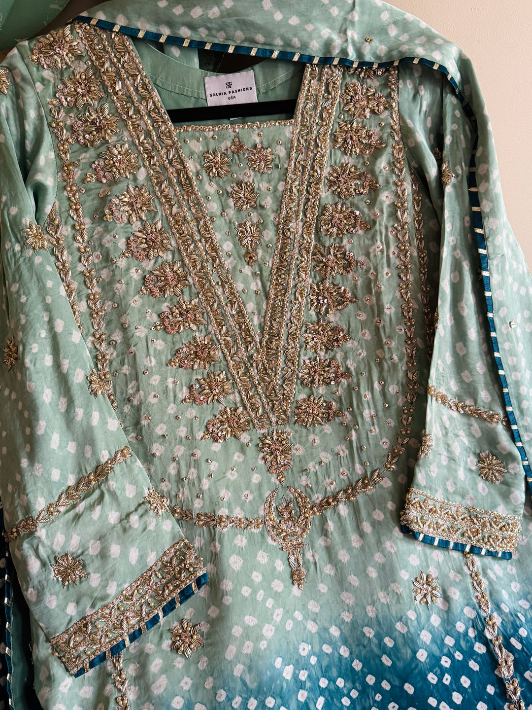 PURE SILK CHUNRI SUIT(CUSTOM SERIES) SFCH01