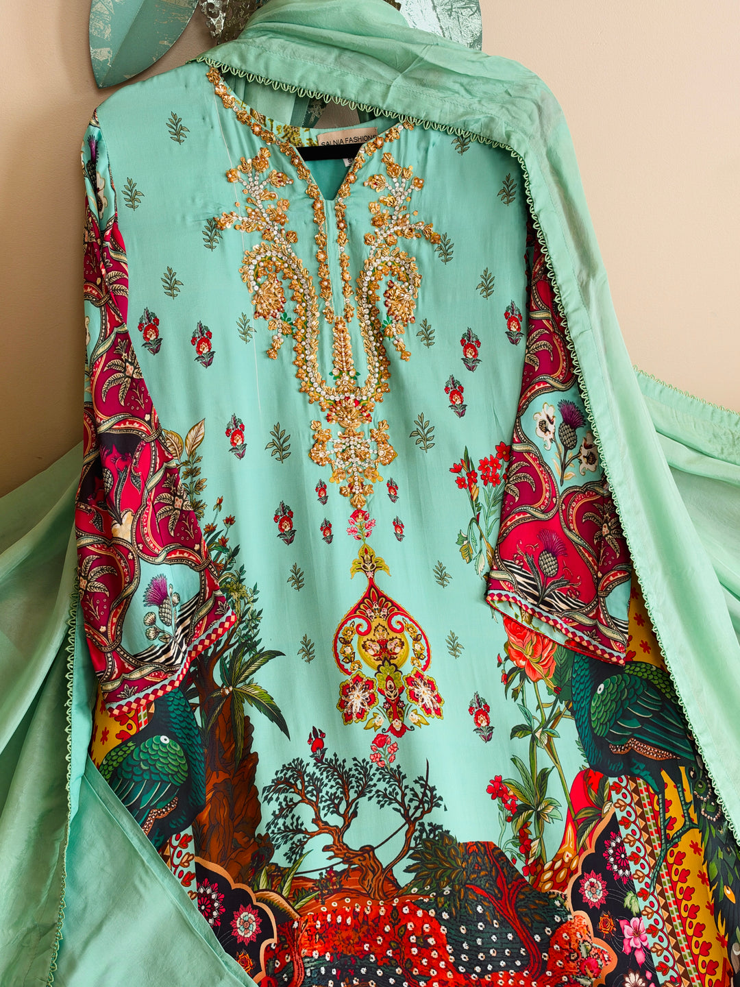 HANDWORK PURE CREPE SILK KAFTAN SET SFKF46
