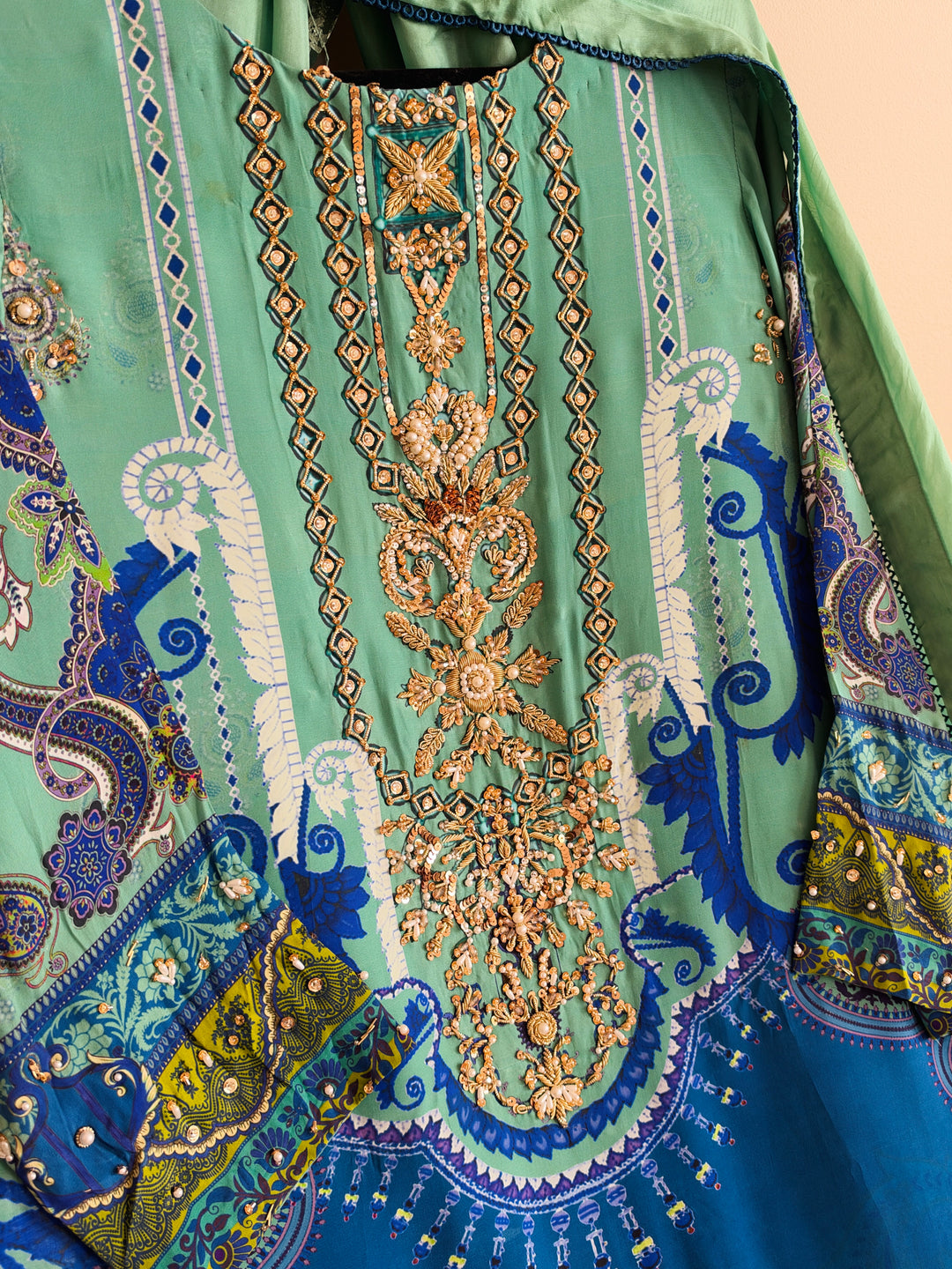 HANDWORK PURE CREPE SILK KAFTAN SET SFKF52