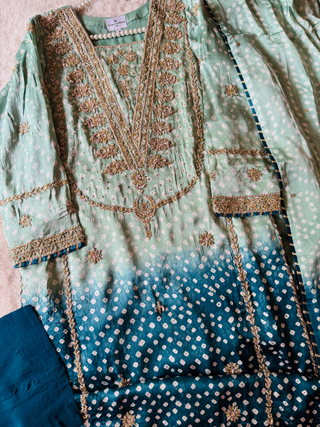 PURE SILK CHUNRI SUIT(CUSTOM SERIES) SFCH01