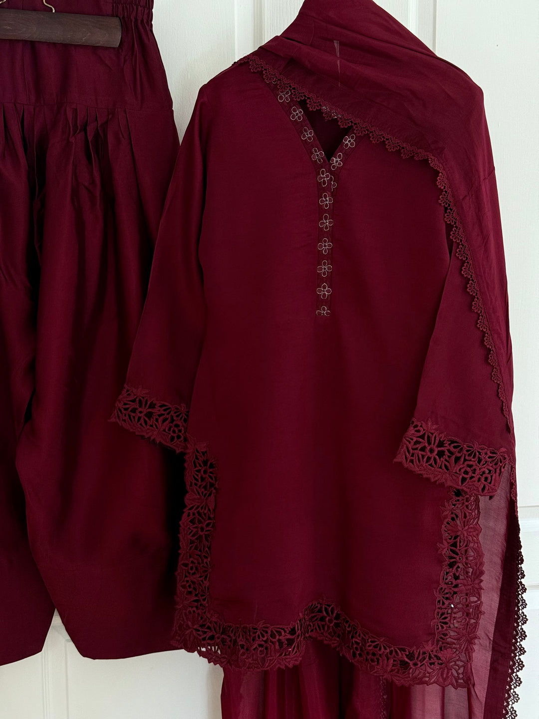 EMBROIDERED CUTWORK SHEESHA SILK FARSHI SHALWAR FRSH26