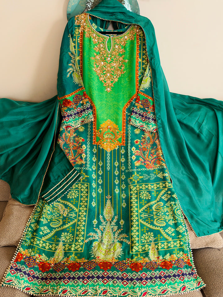 HANDWORK PURE CREPE SILK KAFTAN SET SFKF44