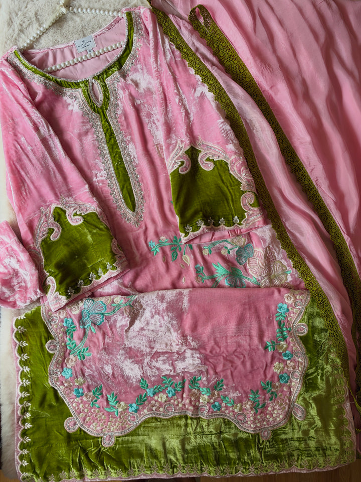 APPLIQUE EMBROIDERED VELVET KAFTAN SFKF01
