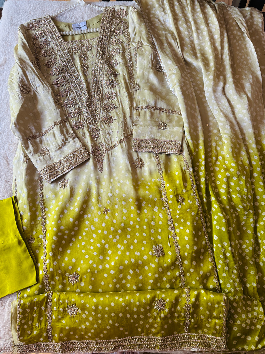 PURE SILK CHUNRI SUIT(CUSTOM SERIES) SFCH03