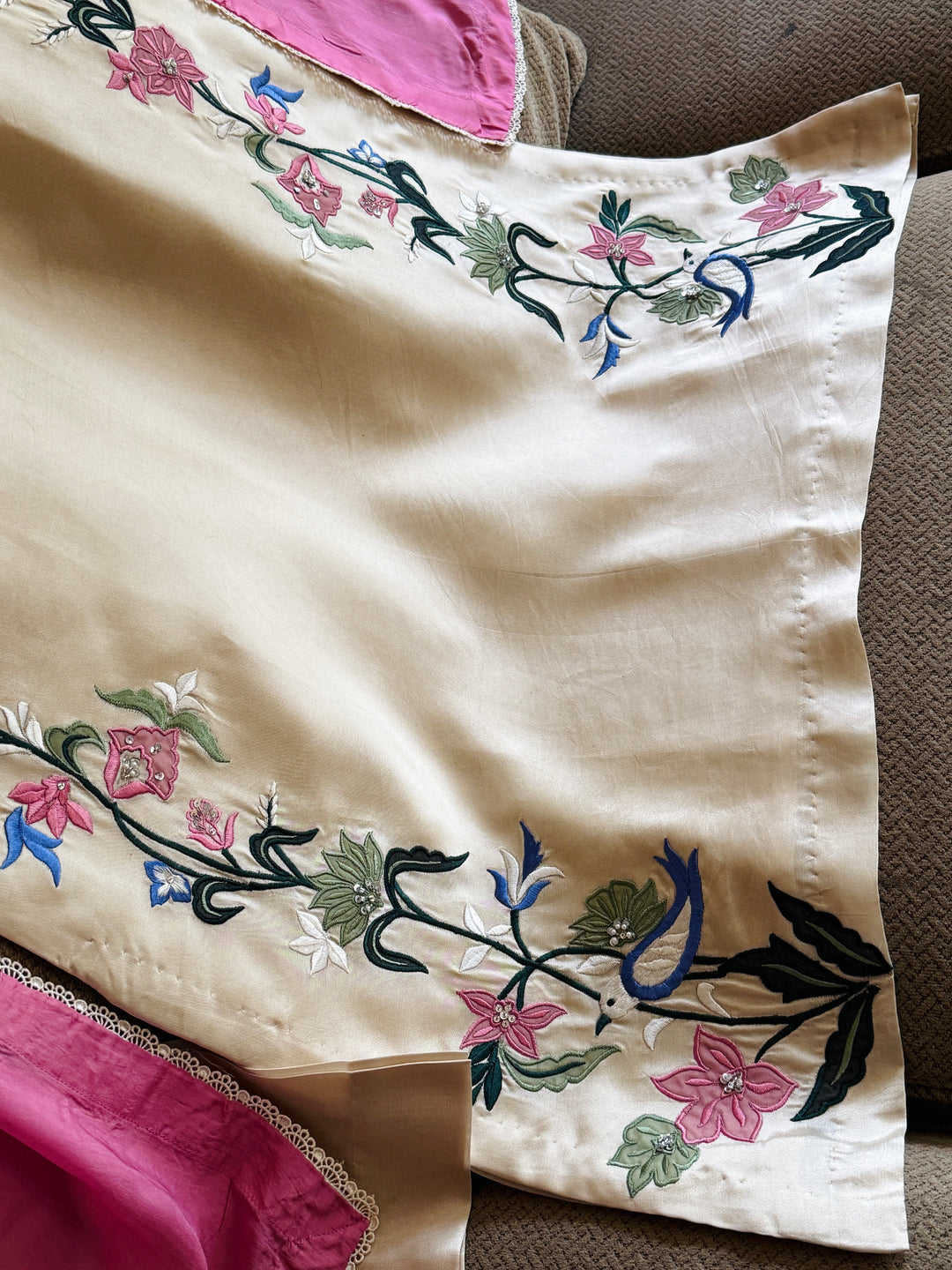 APPLIQUE EMBROIDERED SILK KAFTAN SFKF35