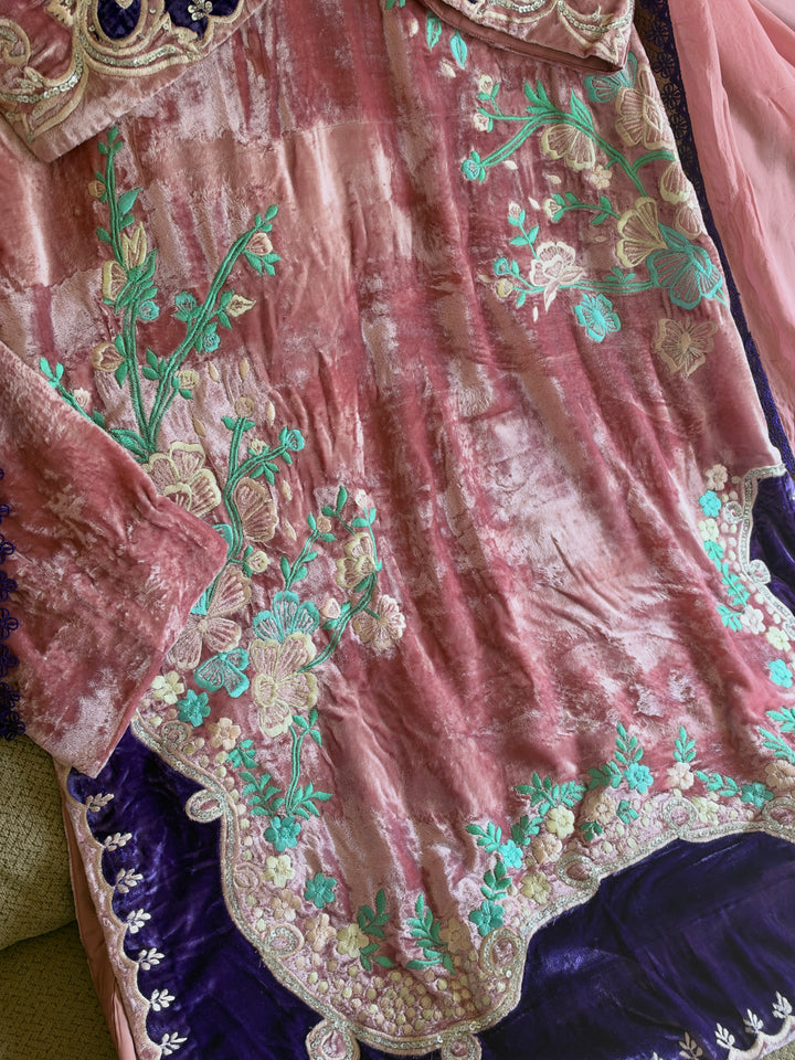 APPLIQUE EMBROIDERED VELVET KAFTAN SFKF03