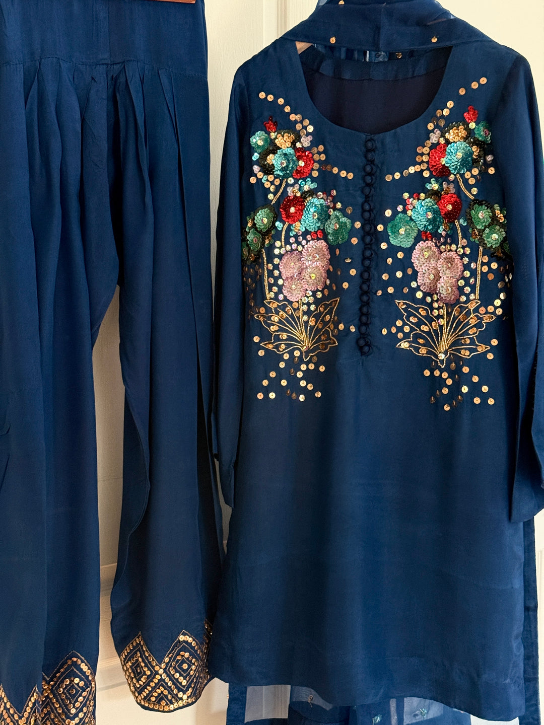 MUSE INSPIRED SILK FARSHI SHALWAR FRSH12