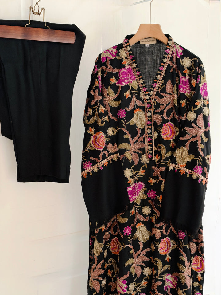 AARI EMBROIDERED PASHMINA KAFTAN SFP19