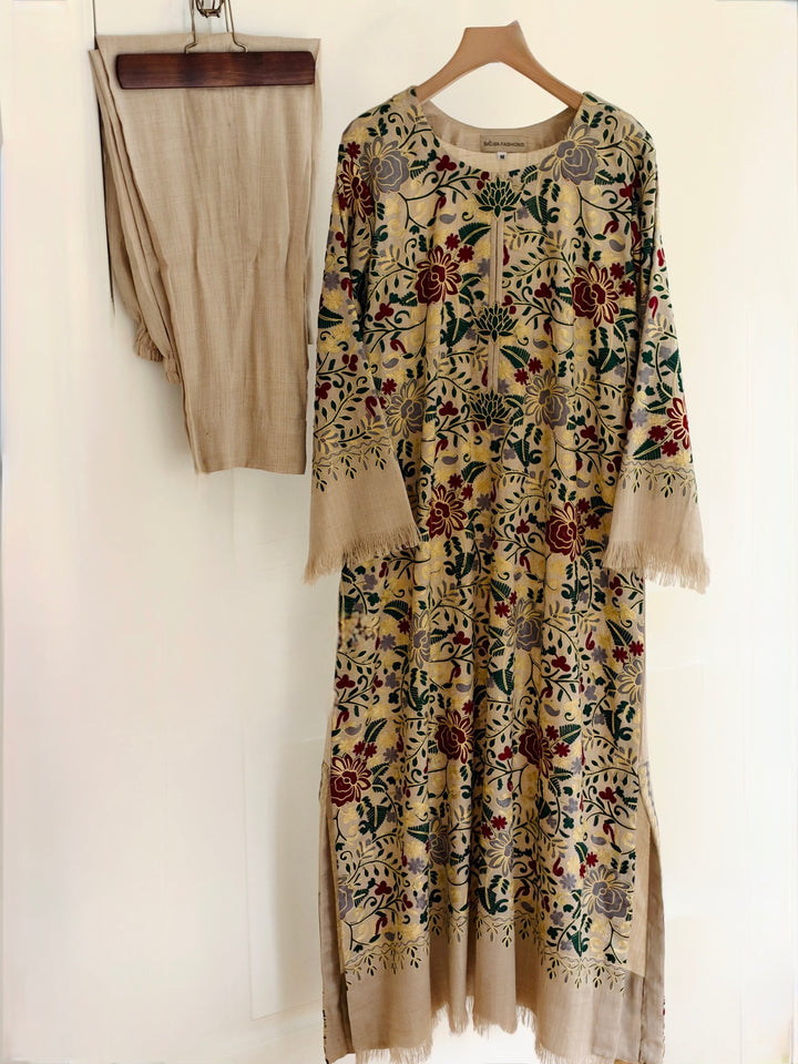 AARI EMBROIDERED PASHMINA KAFTAN SFP18