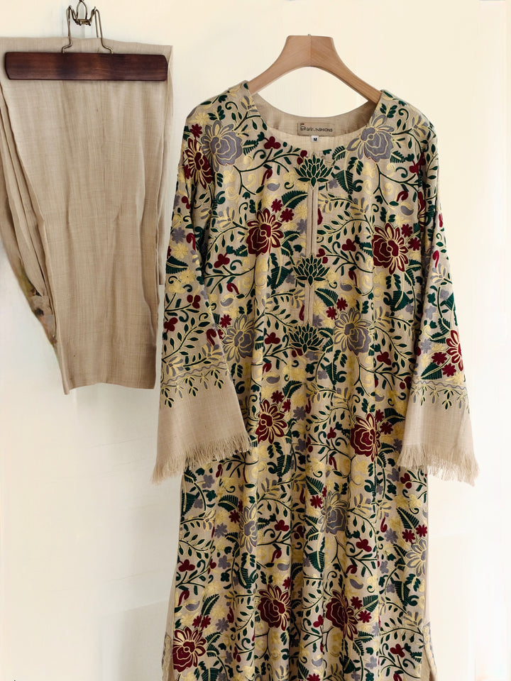 AARI EMBROIDERED PASHMINA KAFTAN SFP18