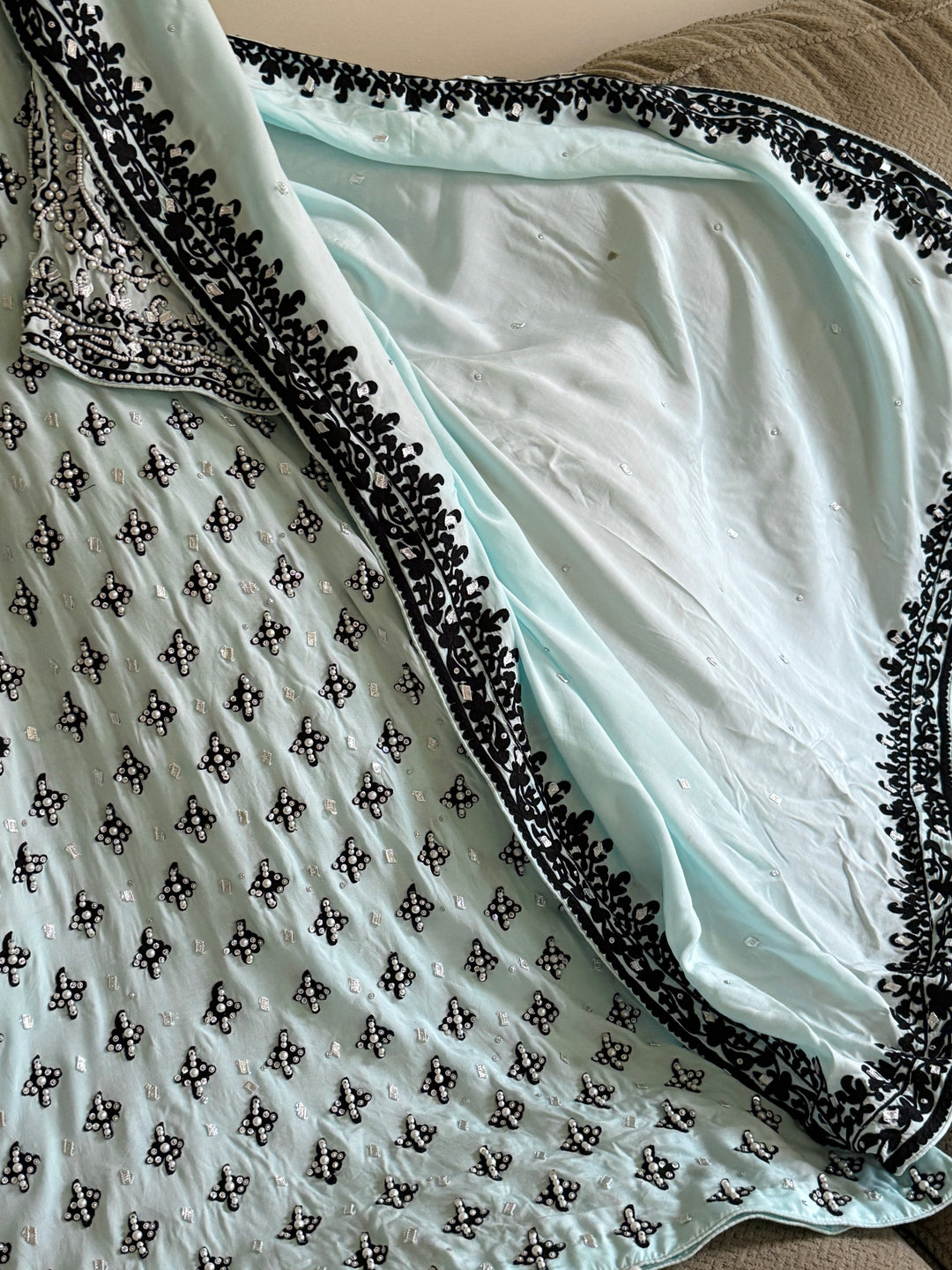 HEAVY PARTYWEAR PEARLWORK SUIT ALPW03