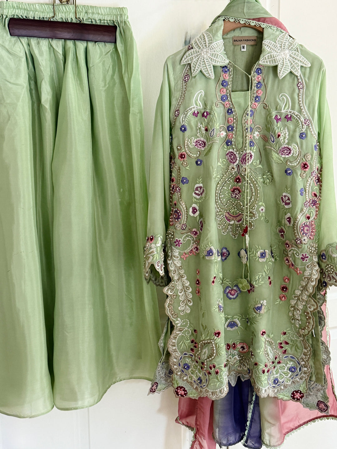 CUTWORK EMBROIDERED PURE SILK SUIT CTSH01