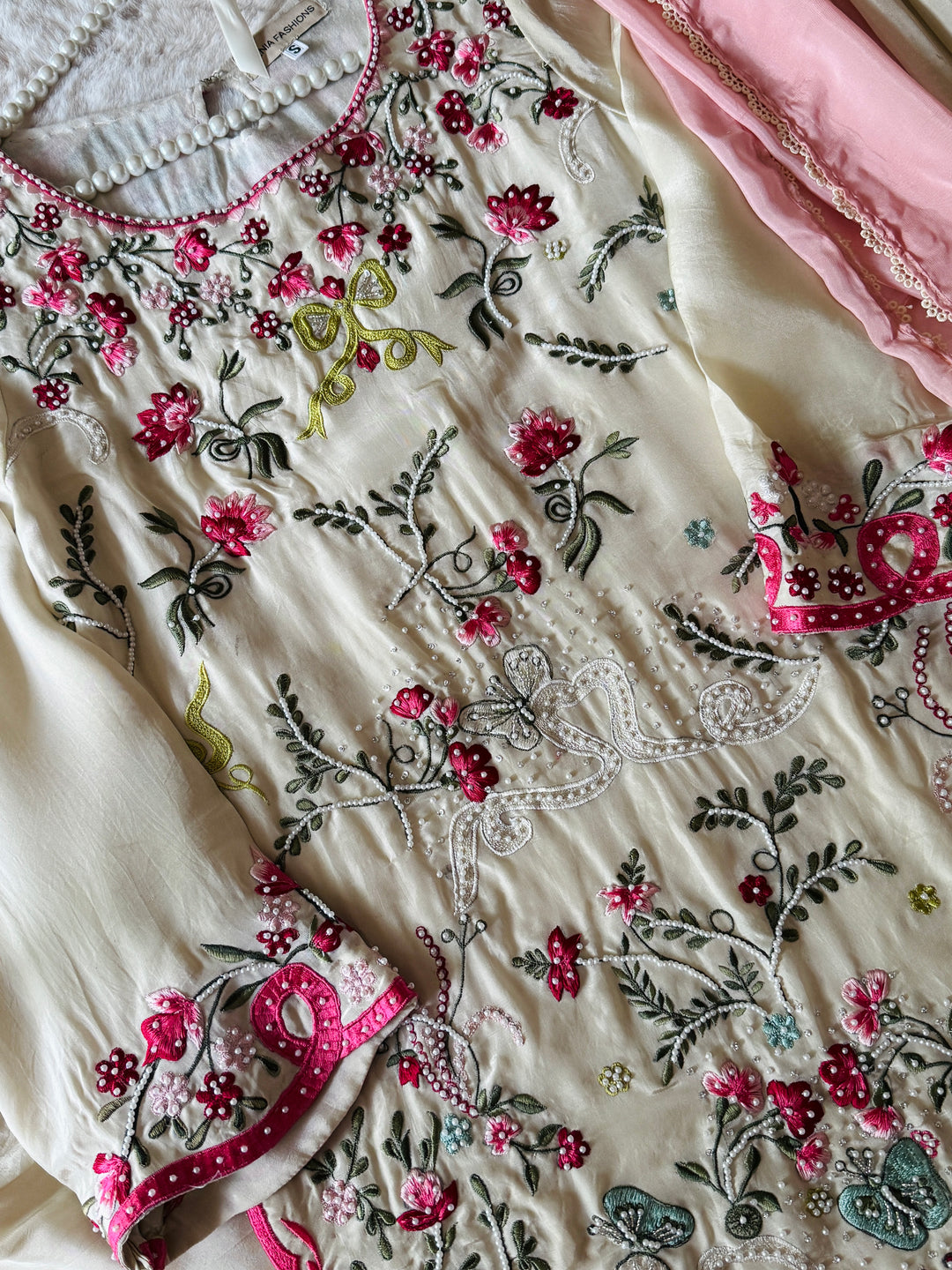 CUTWORK EMBROIDERED PURE SILK SUIT CTSH02