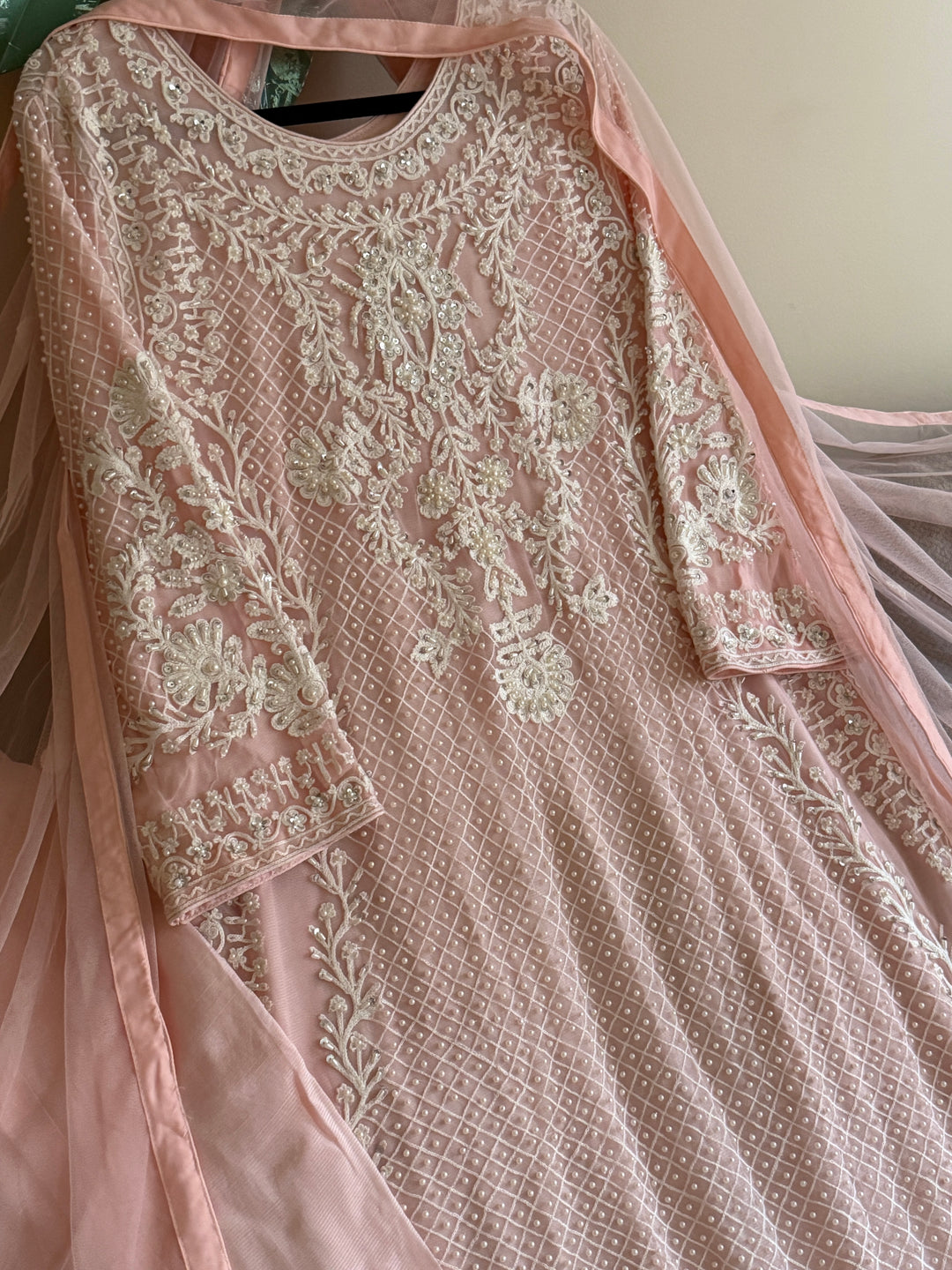 HEAVY PARTYWEAR PEARLWORK SUIT ALPW04