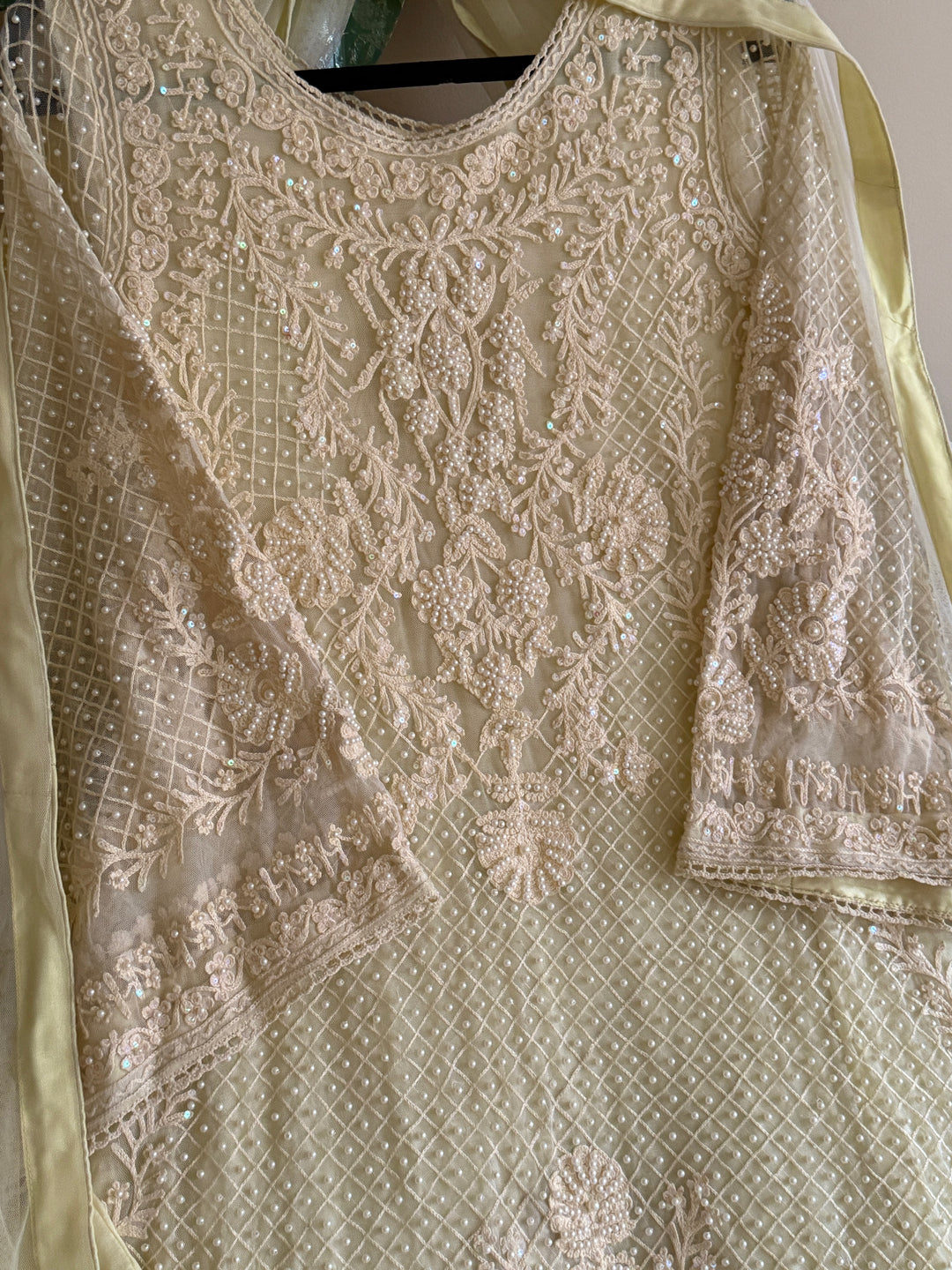 HEAVY PARTYWEAR PEARLWORK SUIT ALPW05