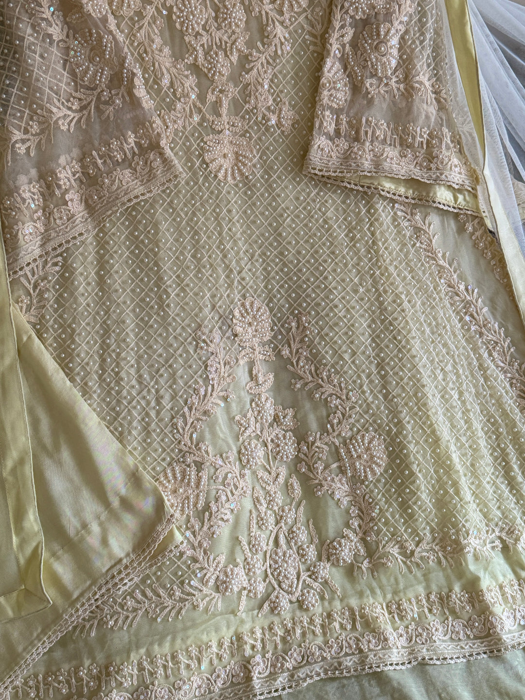 HEAVY PARTYWEAR PEARLWORK SUIT ALPW05