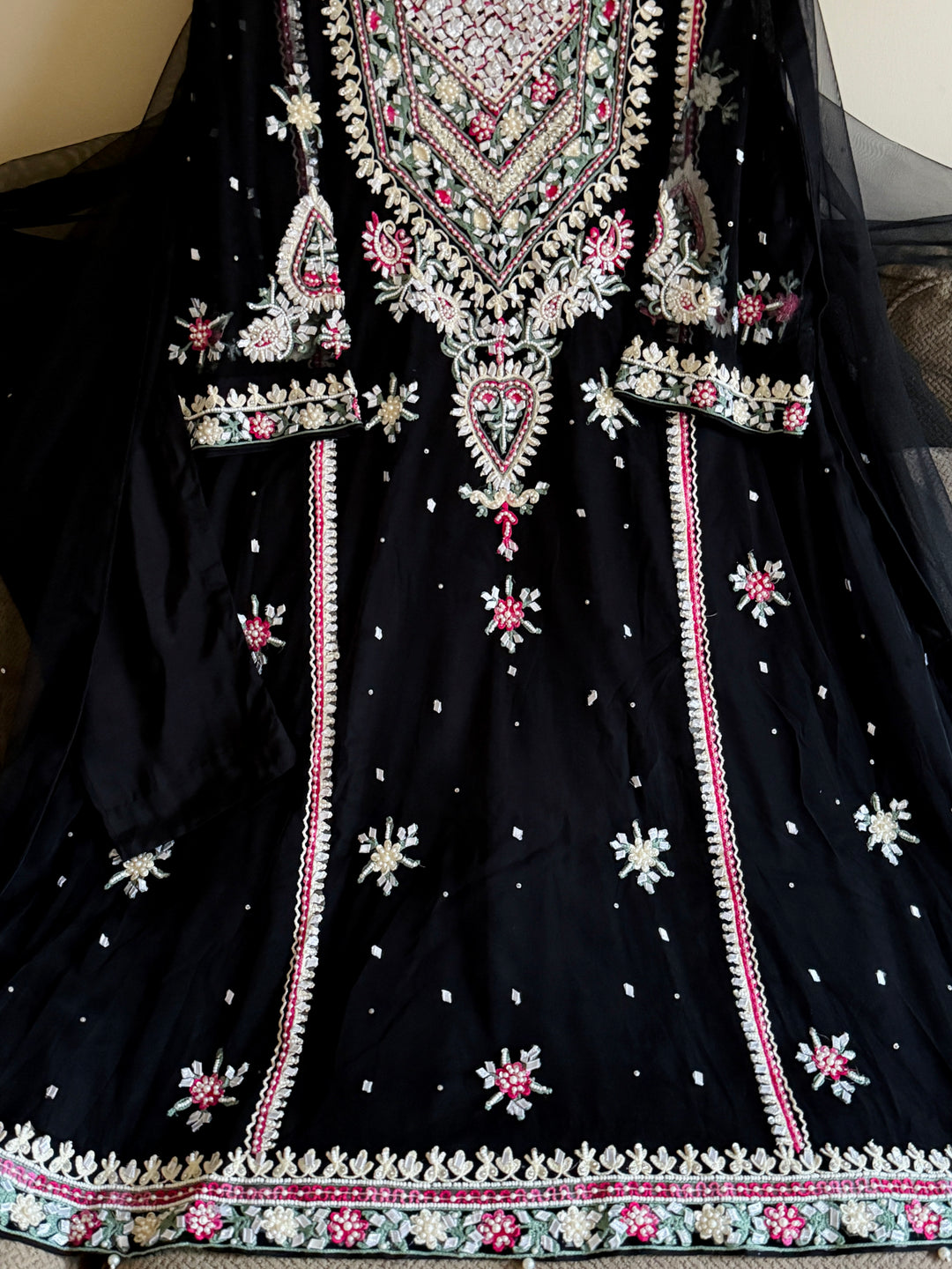HEAVY PARTYWEAR PEARLWORK SUIT ALPW06